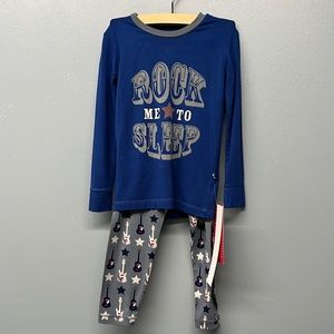 Khaki pants, long sleeve, slate , guitars, and stars